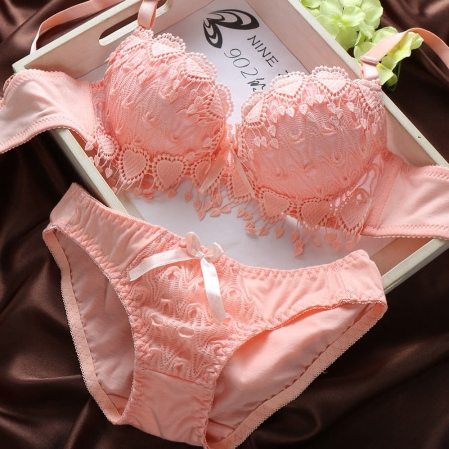 Sexy lace gathered bra set